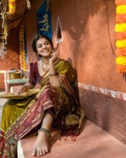 Actress Yamini Bharadwaj in Traditional Saree Pictures