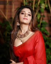 Adiye Sakkarakatti Actress Aathmika Gorgeous Photos
