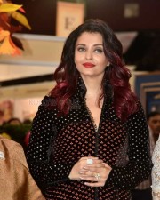 Aishwarya Rai Bachchan Inaugurate The Women Entrepreneurs Exhibition  Photos
