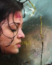 Aishwarya Rai In Raavanan Movie Pics