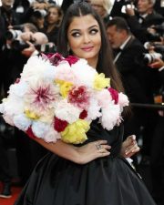 Aishwarya Rai at Cannes Film Festival 2022 Photos 12