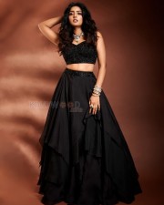 Alluring Eesha Rebba in a Black Dress Pictures 02
