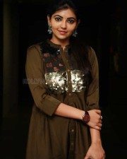 Athulya Ravi 47 Athulya Ravi At Athiyayam Movie Preview Photos