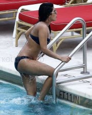 Baywatch Actress Priyanka Chopra Bikini Photos