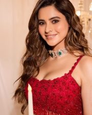 Beautiful Aamna Sharif in a Red Shimmery Lehenga Photos 10 Beautiful Aamna Sharif in a Red Shimmery Lehenga Photos 10