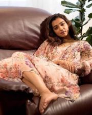 Beautiful Actress Radhika Apte Photos