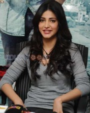 Beautiful Actress Shruti Haasan Photos
