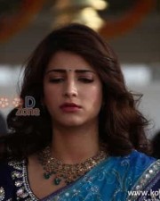 Beautiful Shruthi Hassan Photos