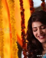 Beautiful Shruthi Hassan Photos