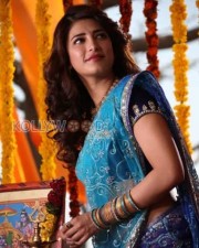 Beautiful Shruthi Hassan Photos