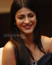Beautiful Shruti Haasan Photoshoot Stills