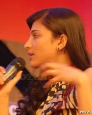 Beautiful Shruti Haasan Pictures