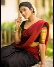 Beautiful Tollywood Heroine Eesha Rebba Pictures 17 Beautiful Tollywood Heroine Eesha Rebba Pictures 17