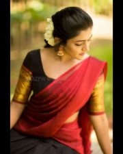 Beautiful Tollywood Heroine Eesha Rebba Pictures 18 Beautiful Tollywood Heroine Eesha Rebba Pictures 18