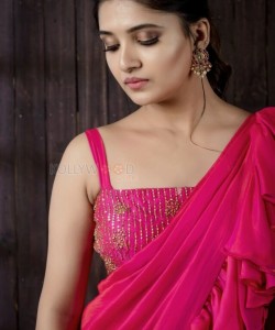 Beautiful Vani Bhojan in a Red Dress Photos 07