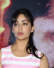 Beautiful Yami Gautam Photos