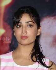 Beautiful Yami Gautam Photos
