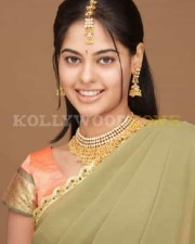 Bindu Madhavi Actress Stills