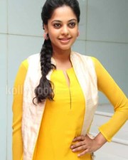 Bindu Madhavi At Naan Audio Launch Photos