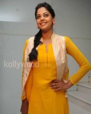 Bindu Madhavi At Naan Audio Launch Photos