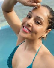 Bipasha Basu Swimsuit Pictures