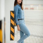 Shivani Narayanan 6 Bodhaiyil Thallathey Heroine Shivani Narayanan Photos