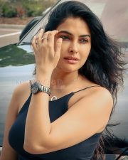 Bold Actress Divi Vadthya in a Black Spaghetti Strap Top Photos 01 Bold Actress Divi Vadthya in a Black Spaghetti Strap Top Photos 01