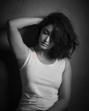 Bollywood Actress Yami Gautam Sexy Photos 05