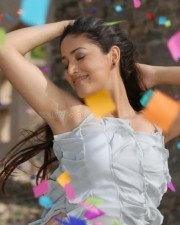 Bollywood Actress Yami Gautam Sexy Photos 11