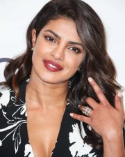 Bollywood Beauty Priyanka Chopra Photos