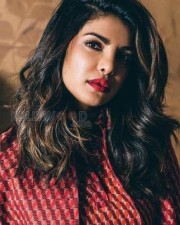 Bollywood Beauty Priyanka Chopra Photos