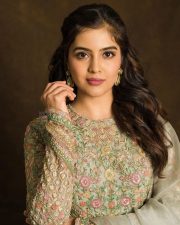 Breathtaking Beauty Amritha Aiyer in a Contemporary Ethnic Lehenga Dress Photos 01 Breathtaking Beauty Amritha Aiyer in a Contemporary Ethnic Lehenga Dress Photos 01