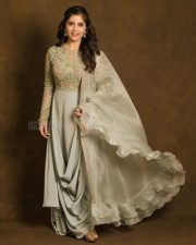 Breathtaking Beauty Amritha Aiyer in a Contemporary Ethnic Lehenga Dress Photos 03 Breathtaking Beauty Amritha Aiyer in a Contemporary Ethnic Lehenga Dress Photos 03