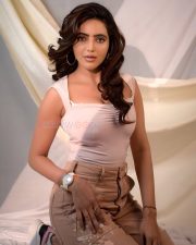 Chennai City Gangsters Actress Athulya Ravi in a Pink Outfit Pictures 04