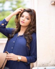 Athulya Ravi 35 Cute Actress Athulya Ravi Photo Shoot Pictures