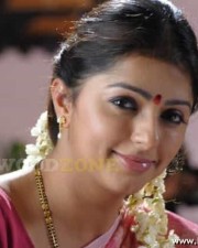 Cute Bhumika Chawla Pics