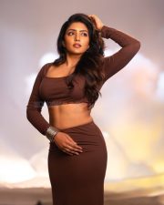 Dusky Beauty Eesha Rebba in a Stylish Brown Two Piece Dress Photos 02