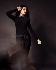 Fabulous Fatima Sana Shaikh in a Black Sleeveless Maxi Dress Pictures 04