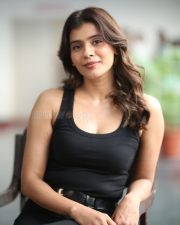 Gorgeous Hebah Patel at Eesha Movie Trailer Success Meet Photos 43