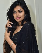 Heroine Divi Vadthya Stunning in Black Dress Photoshoot Pictures 20