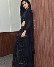 Heroine Divi Vadthya Stunning in Black Dress Photoshoot Pictures 25