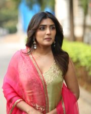 Heroine Eesha Rebba at Om Shanti Shanti Shantihi Movie Teaser Launch Photos 14