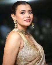 Heroine Hebah Patel at Eesha Movie Pre Release Event Pictures 18