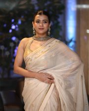 Heroine Hebah Patel at Eesha Movie Pre Release Event Pictures 30