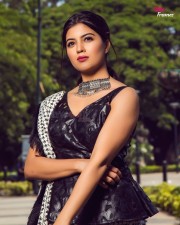 Highway Kaadhali Actress Amritha Aiyer Sexy Photoshoot Stills 07