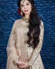 Digangana Suryavanshi 45 Hippie Actress Digangana Suryavanshi Photoshoot Stills