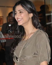 Hot And Sexy Shruti Hassan Pictures