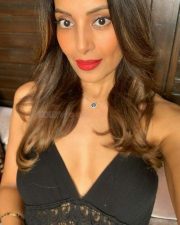 Indian Actress Bipasha Basu Pictures