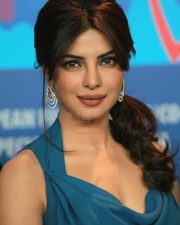 Indian American Actress Priyanka Chopra Sexy Photos 24