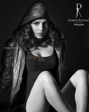 Indian American Actress Priyanka Chopra Sexy Photos 30